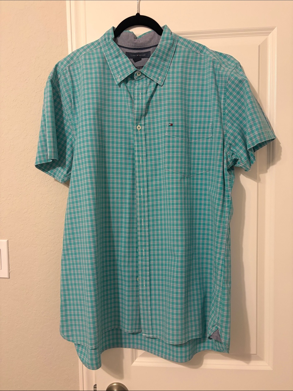 Tommy Hilfiger Men’s Aqua and White Plaid Short-Sleeve Button-Down Shirt